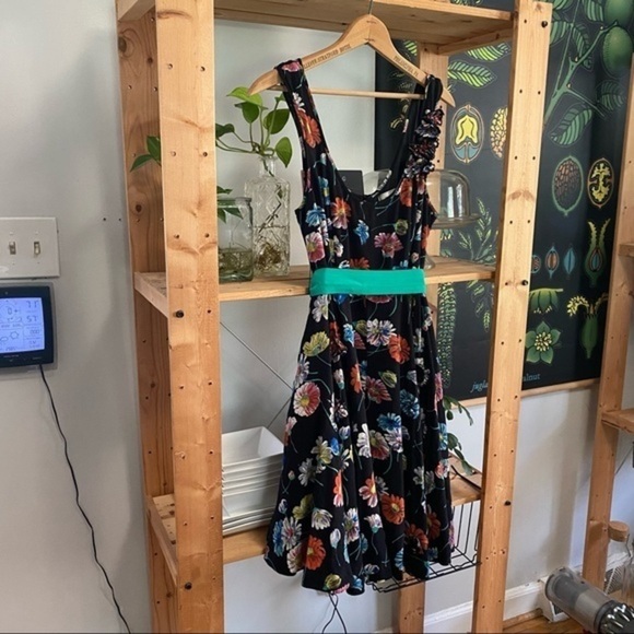 Anthropologie Moulinette Soeurs Black Floral Print Green Belt Sleeveless Dress - Picture 4 of 15